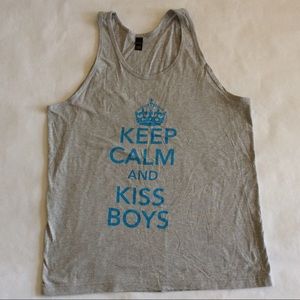 Tulex Women XL Gray Keep Calm And Kiss Boys Shirt